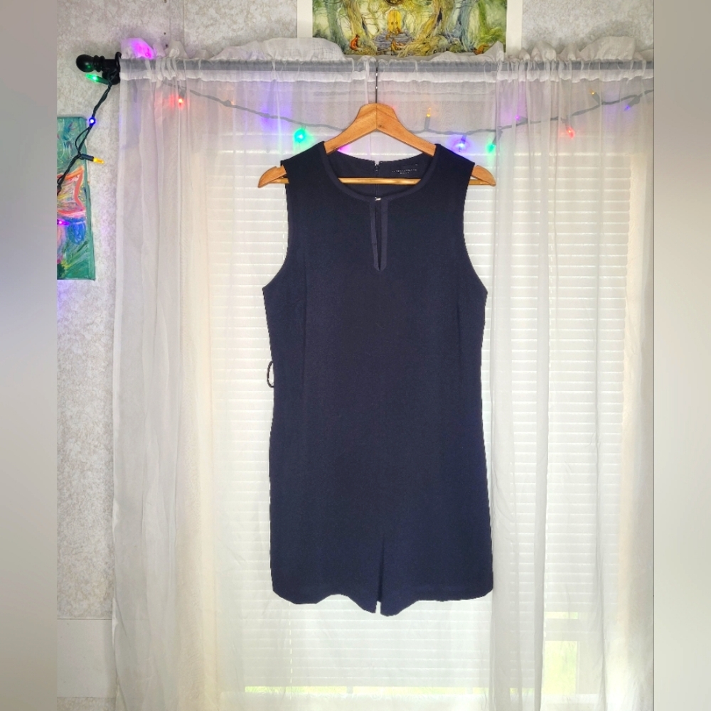 Victoria Beckham Romper Womens Size Medium Black Pockets Zip Sleevless